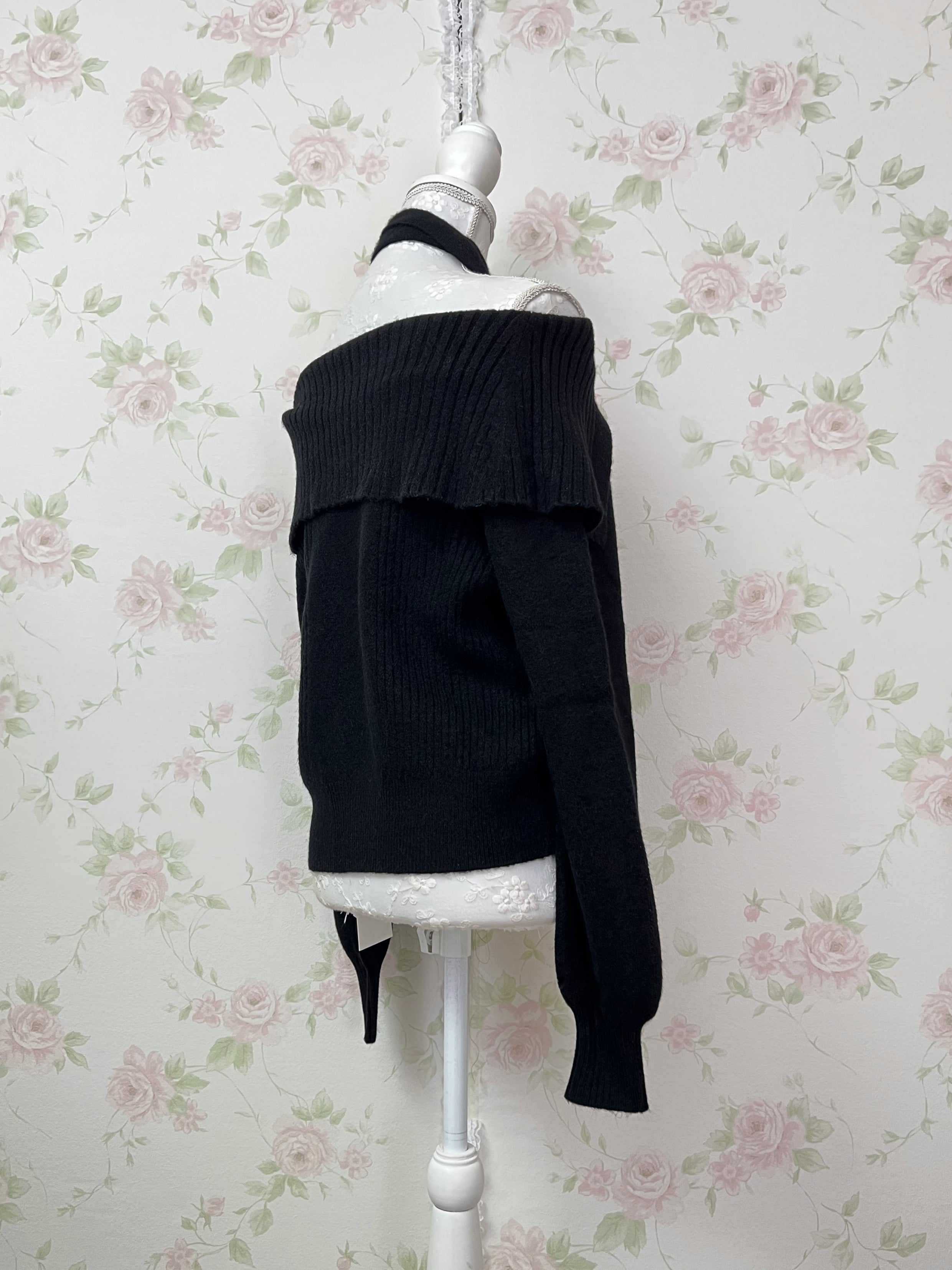 Button Up Choker Sweater (Black)