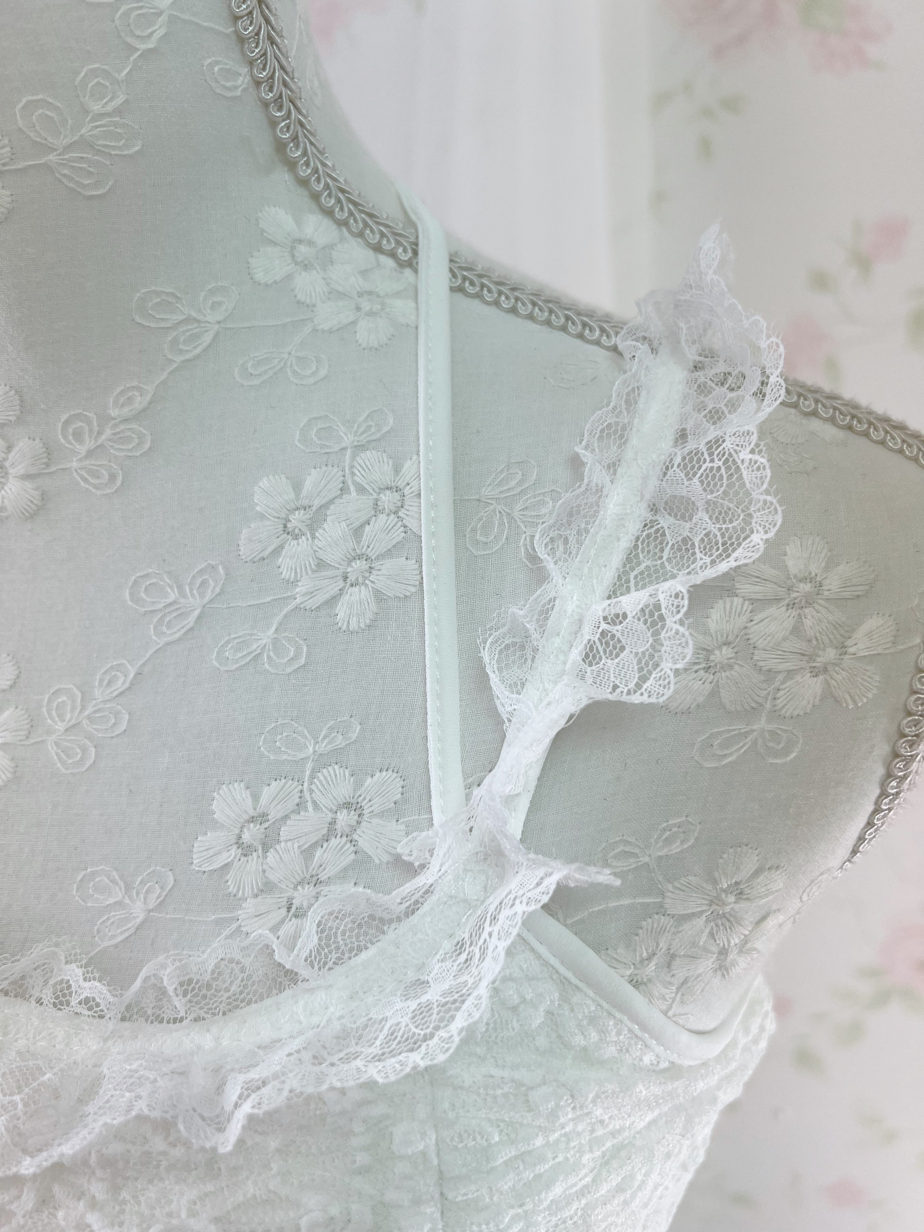 Lacy Halter Neck Camisole (White)