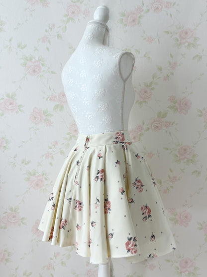 mille fille closet by LODISPOTTO Dot Rose Skirt