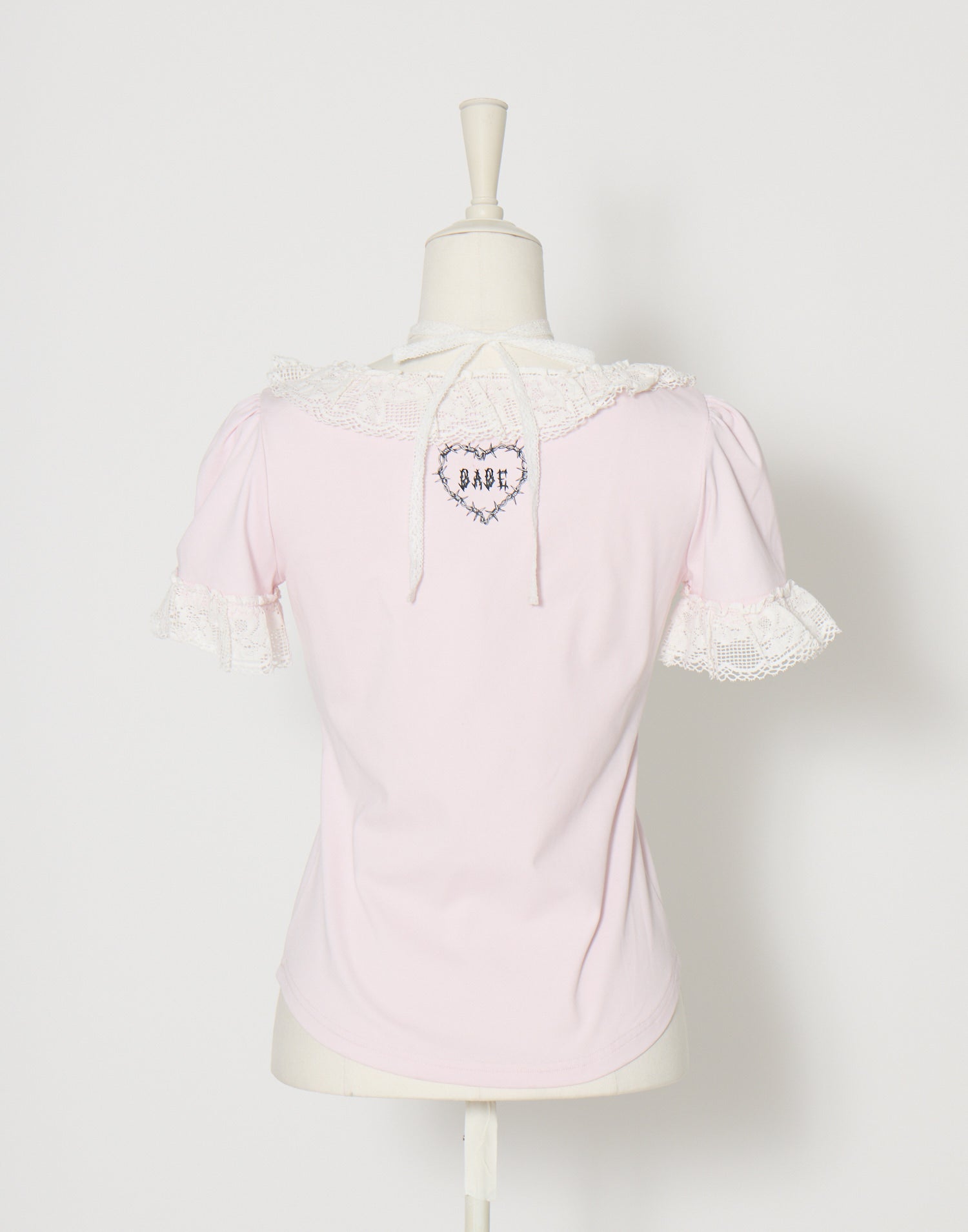 AVENCHUMU ValentineBunny print lace frame t-shirt