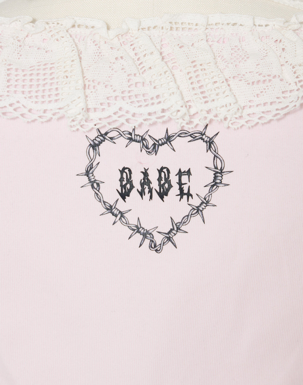AVENCHUMU ValentineBunny print lace frame t-shirt