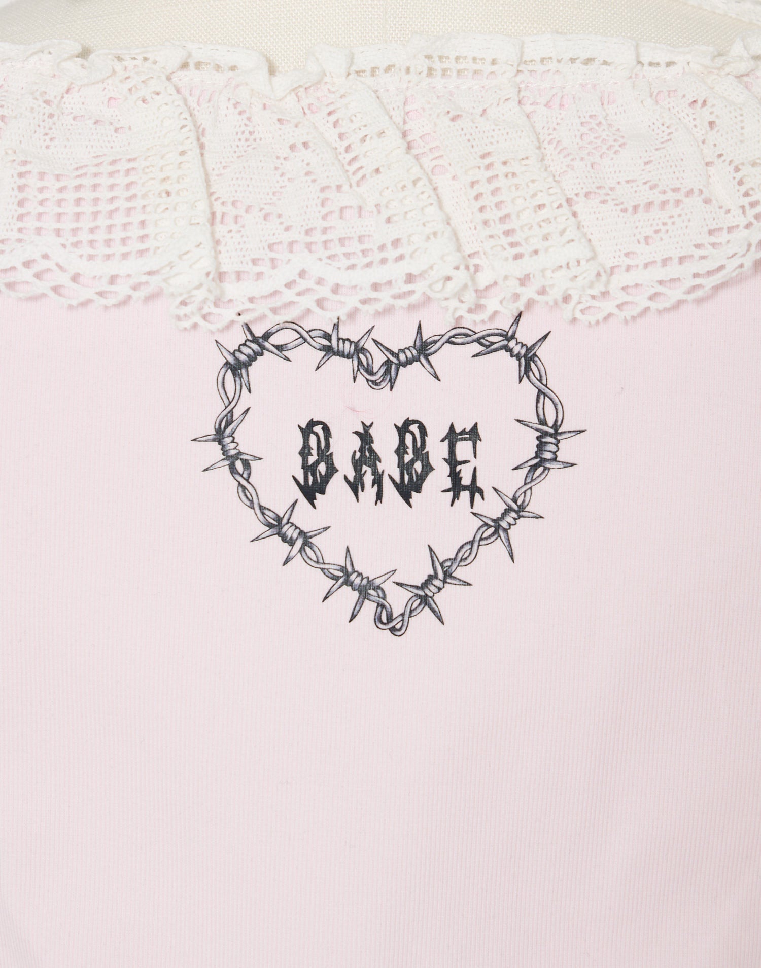 AVENCHUMU ValentineBunny print lace frame t-shirt