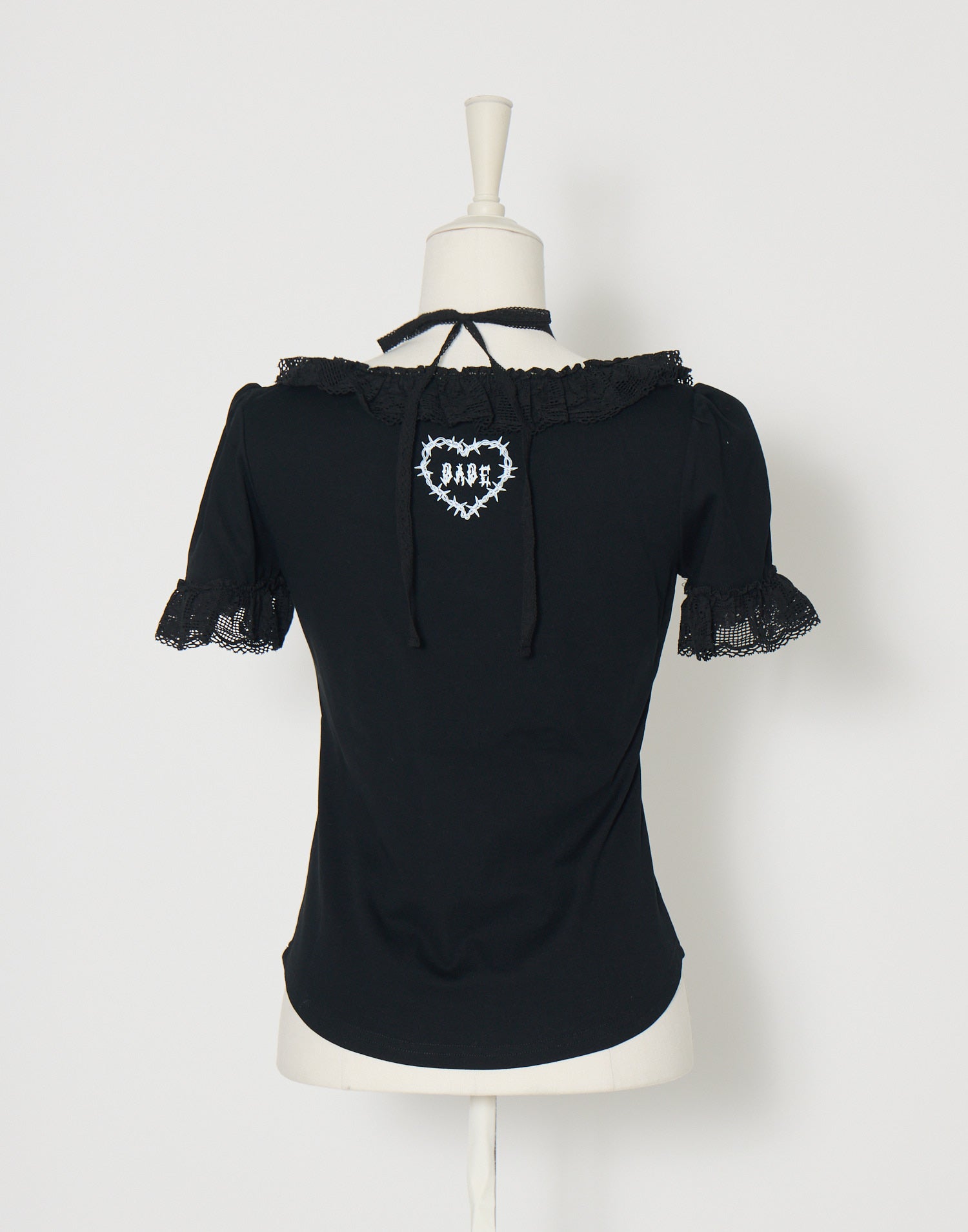 AVENCHUMU ValentineBunny print lace frame t-shirt