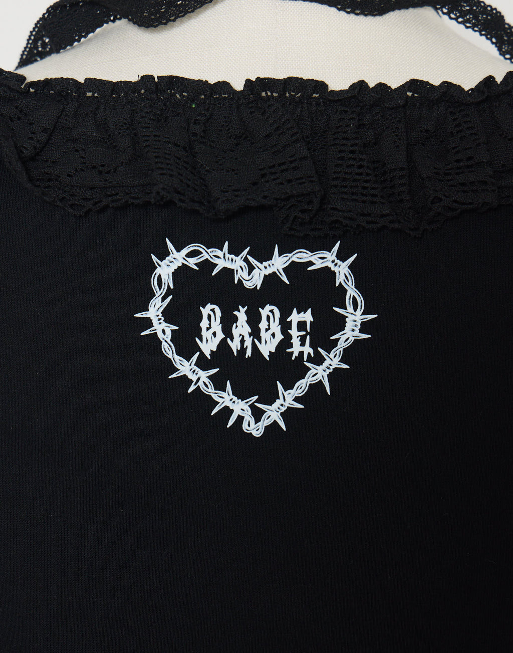 AVENCHUMU ValentineBunny print lace frame t-shirt