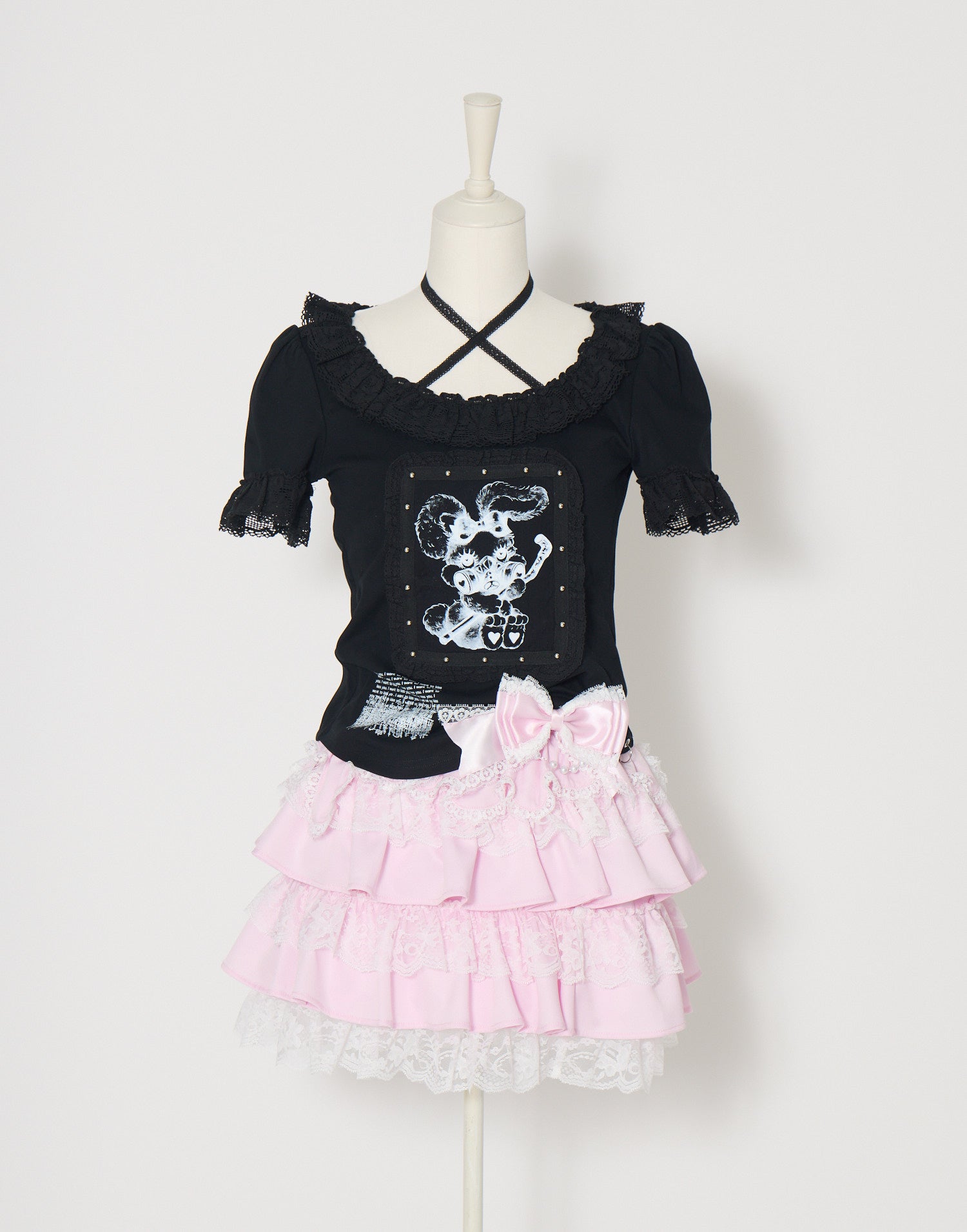AVENCHUMU ValentineBunny print lace frame t-shirt
