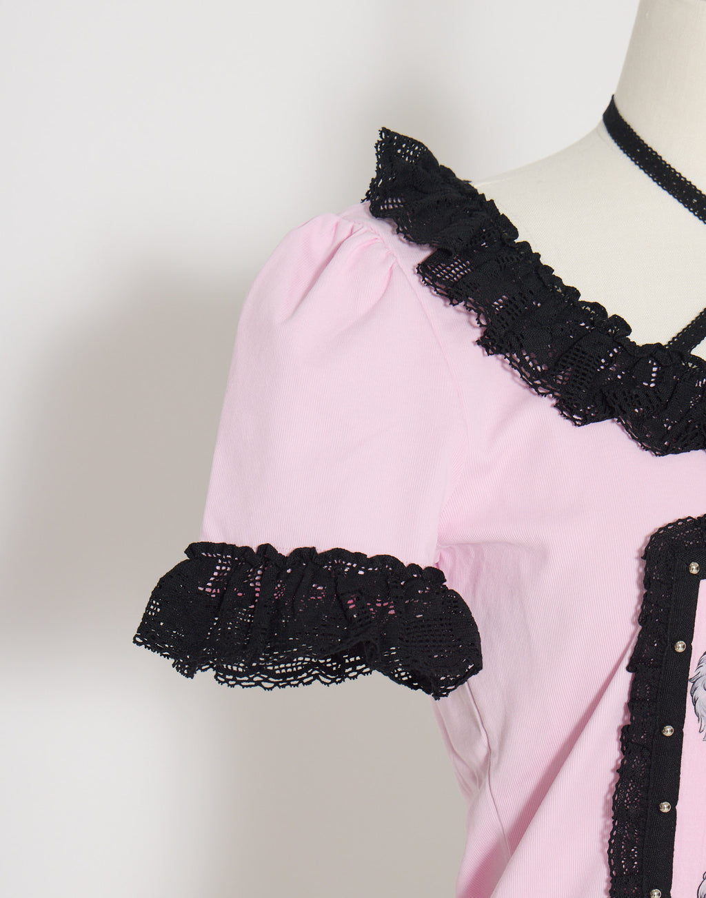 AVENCHUMU ValentineBunny print lace frame t-shirt