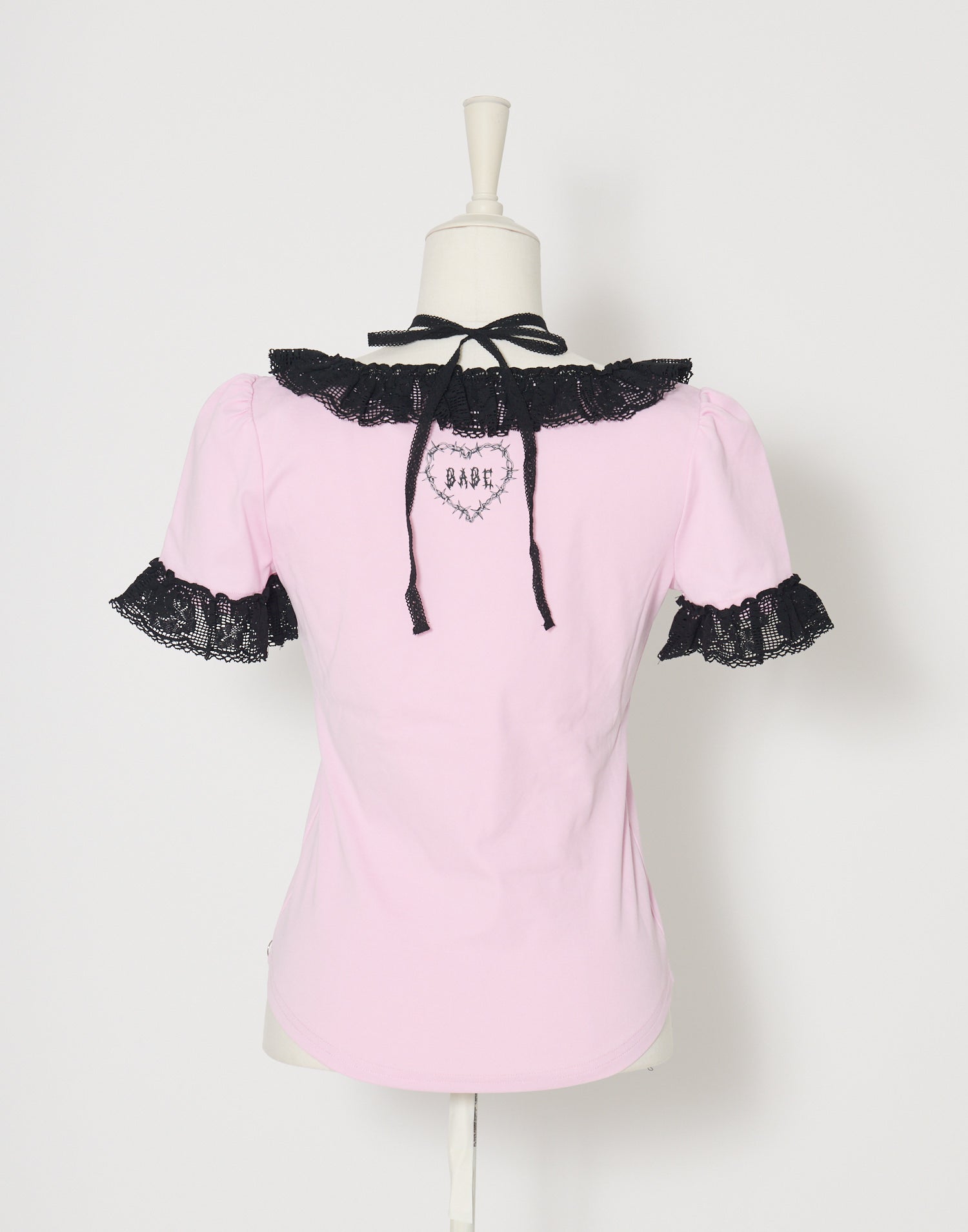 AVENCHUMU ValentineBunny print lace frame t-shirt