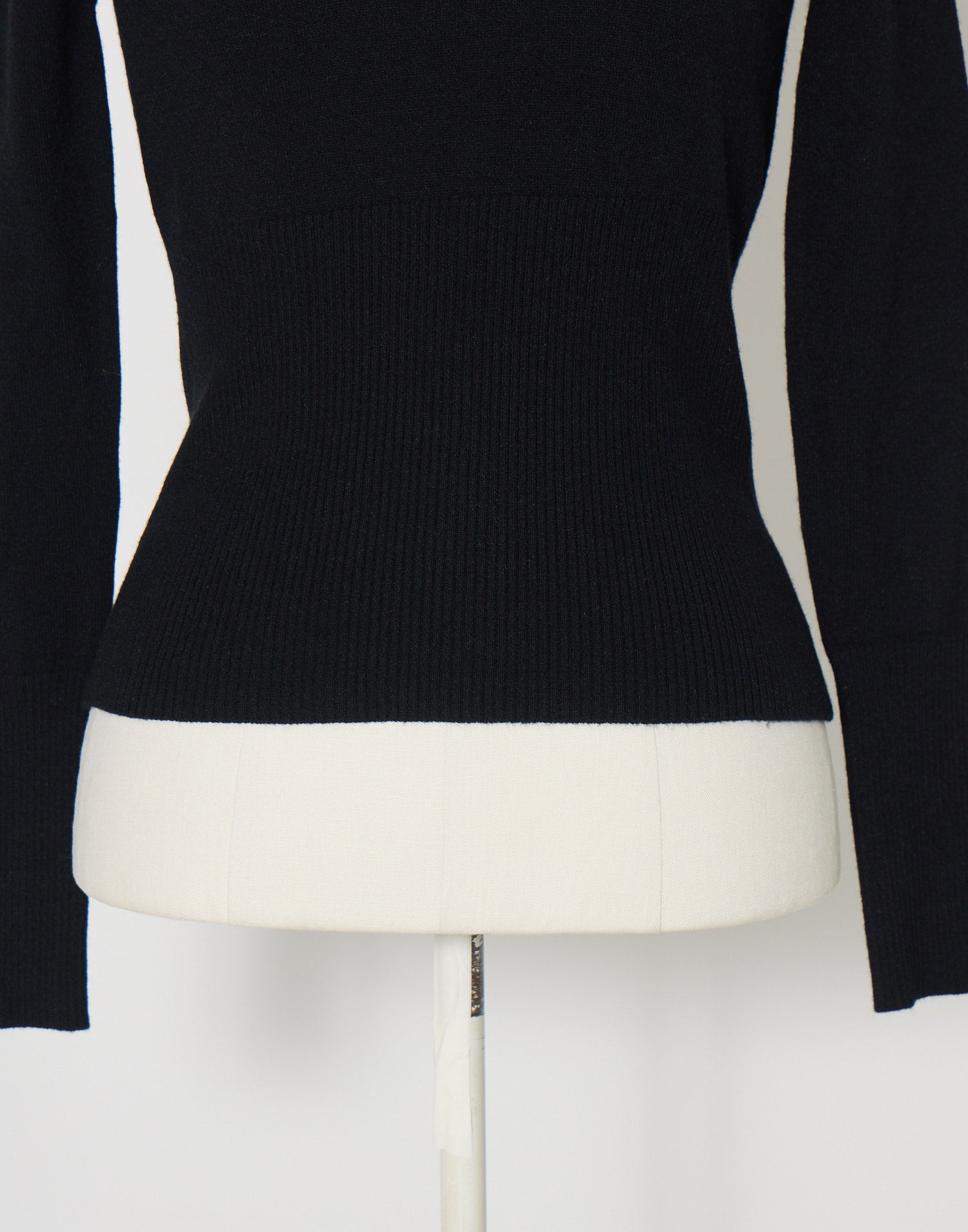 AVENCHUMU Satin blouse ribbon jewele knit tops