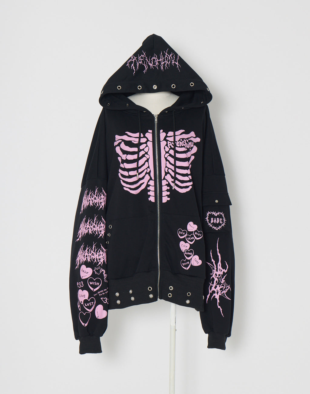 AVENCHUMU ValentineBunny print lace frame t-shirt (Copy)