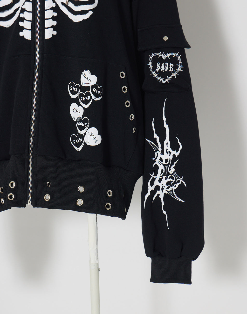 AVENCHUMU ValentineBunny print lace frame t-shirt (Copy)