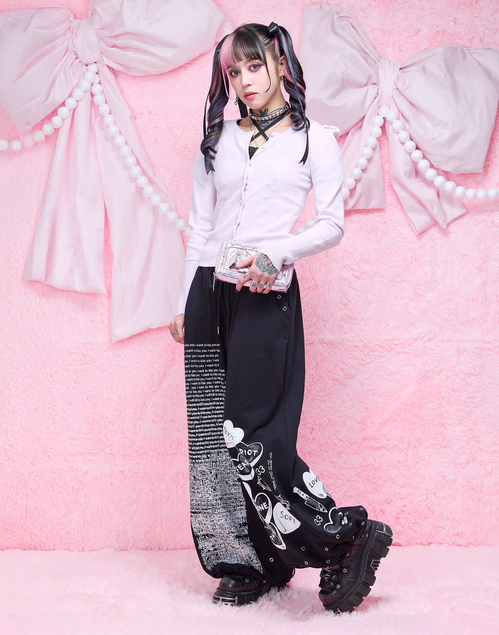 AVENCHUMU Eat Me Drink Me knit cardigan