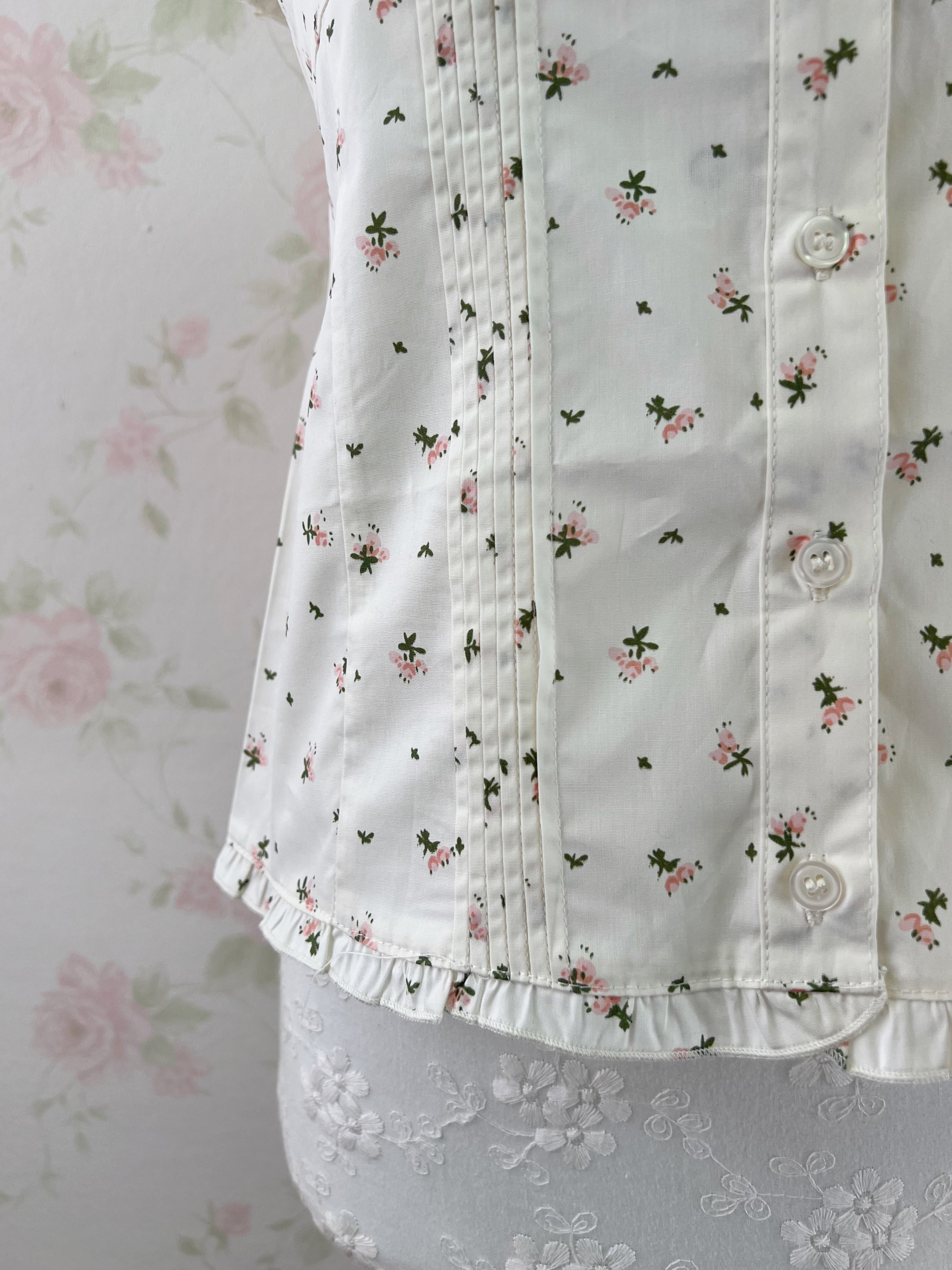 Petite Floral Puff Sleeved Cotton Blouse (Ivory)