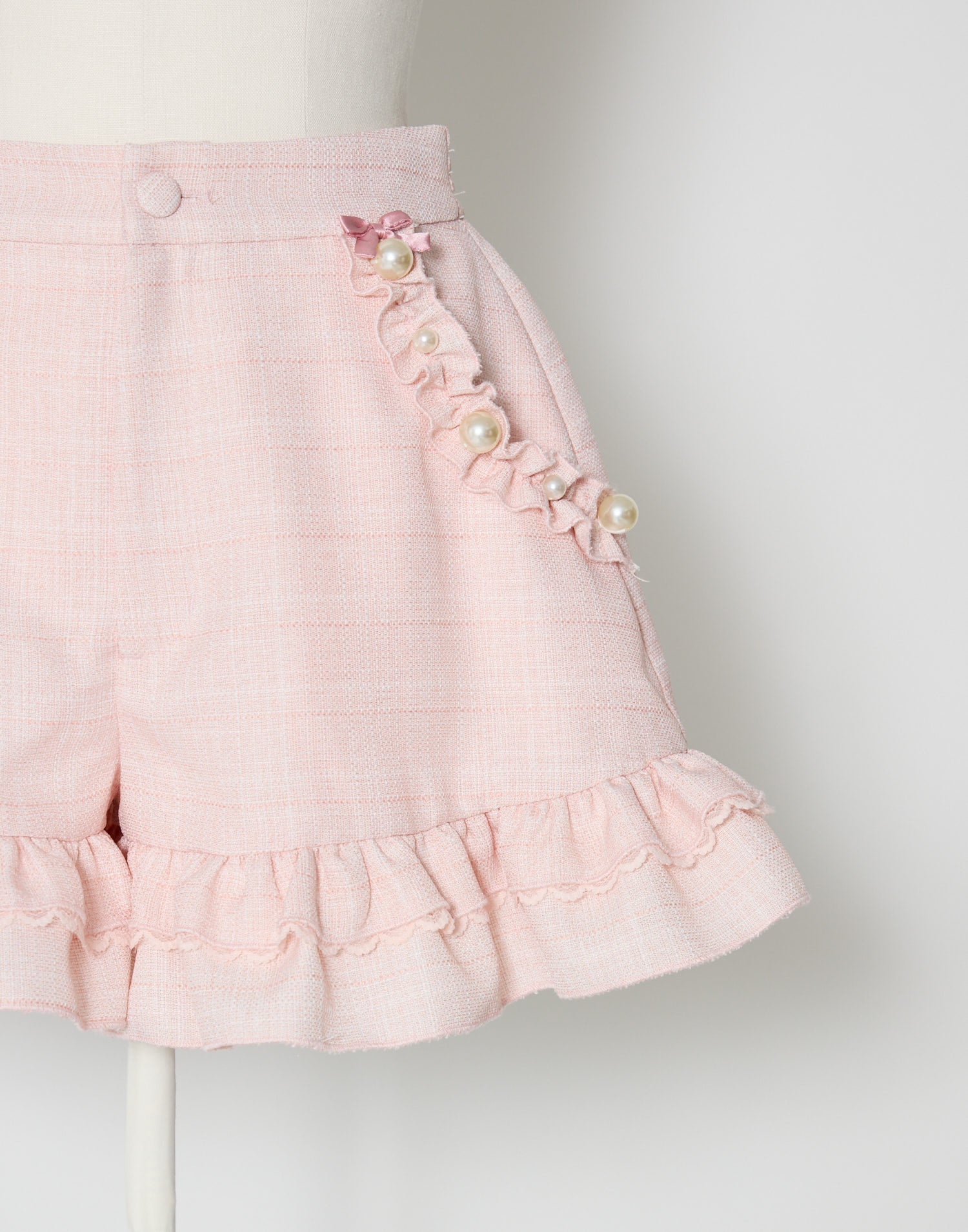 mellfy memory Pearl drop tweed short pants