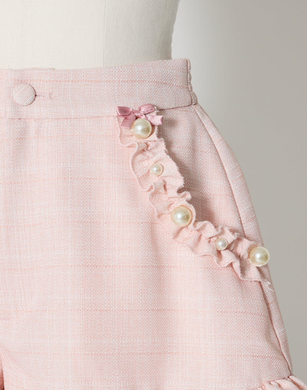 mellfy memory Pearl drop tweed short pants