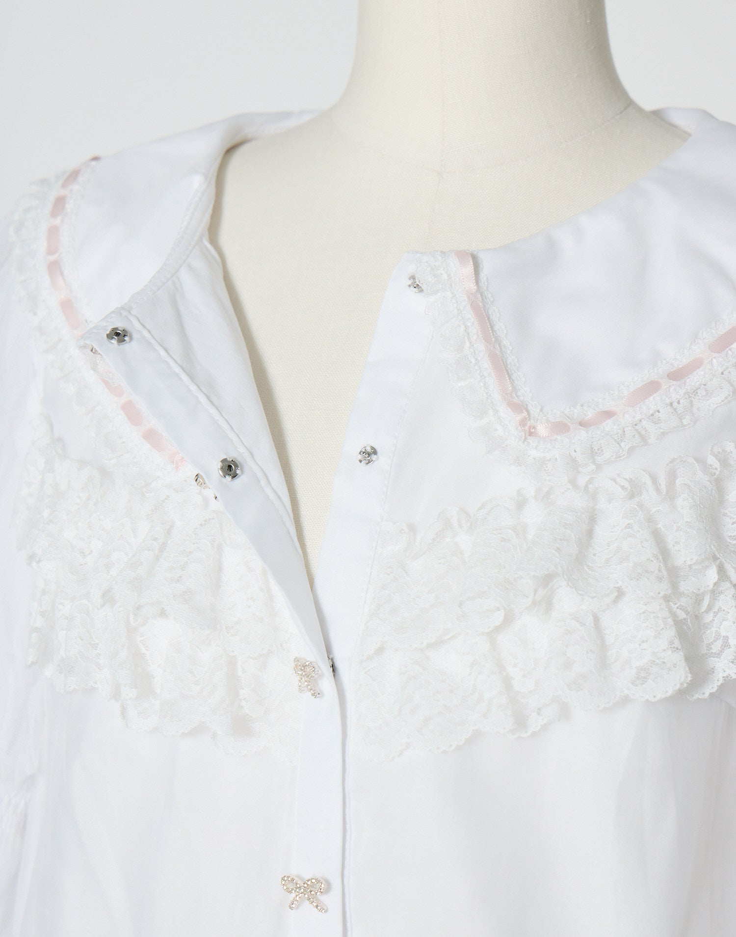 mellfy memory Sweet whipped ribbon blouse