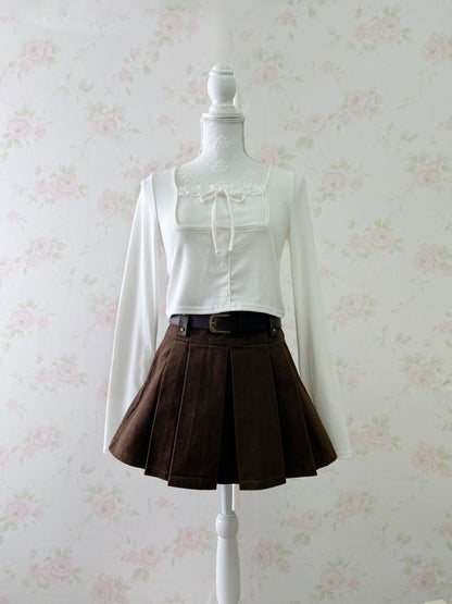 SPINNS ATTITUDE MAKES STYLE Pleated Belt Skirt (Brown)