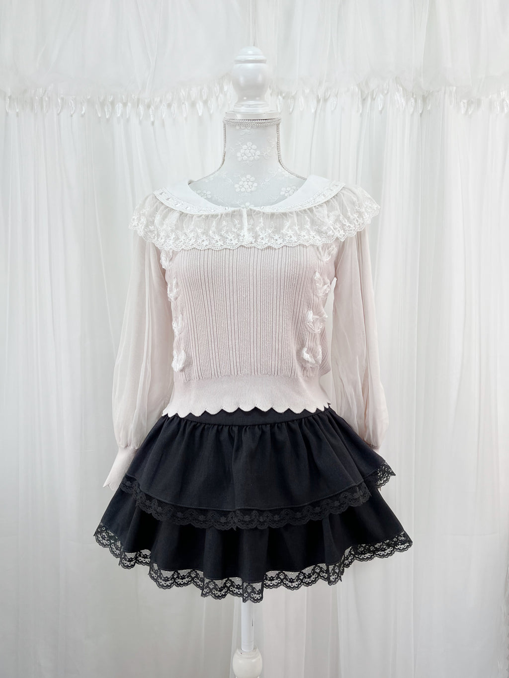 mille fille closet Lacy Collar Knit Top (Powder Pink)