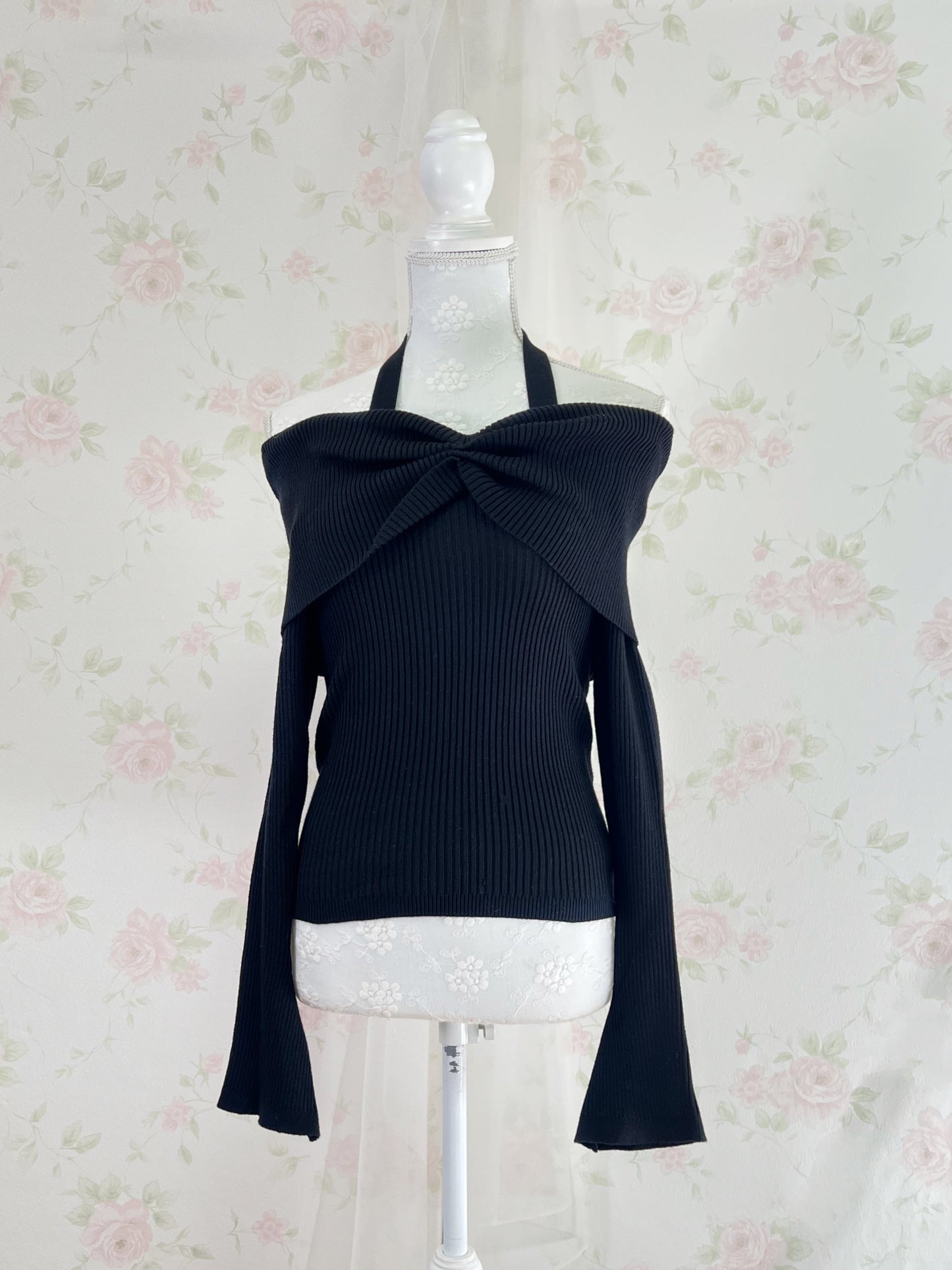 GRL Ribbon Front Halter Neck Knit Top  (Black)