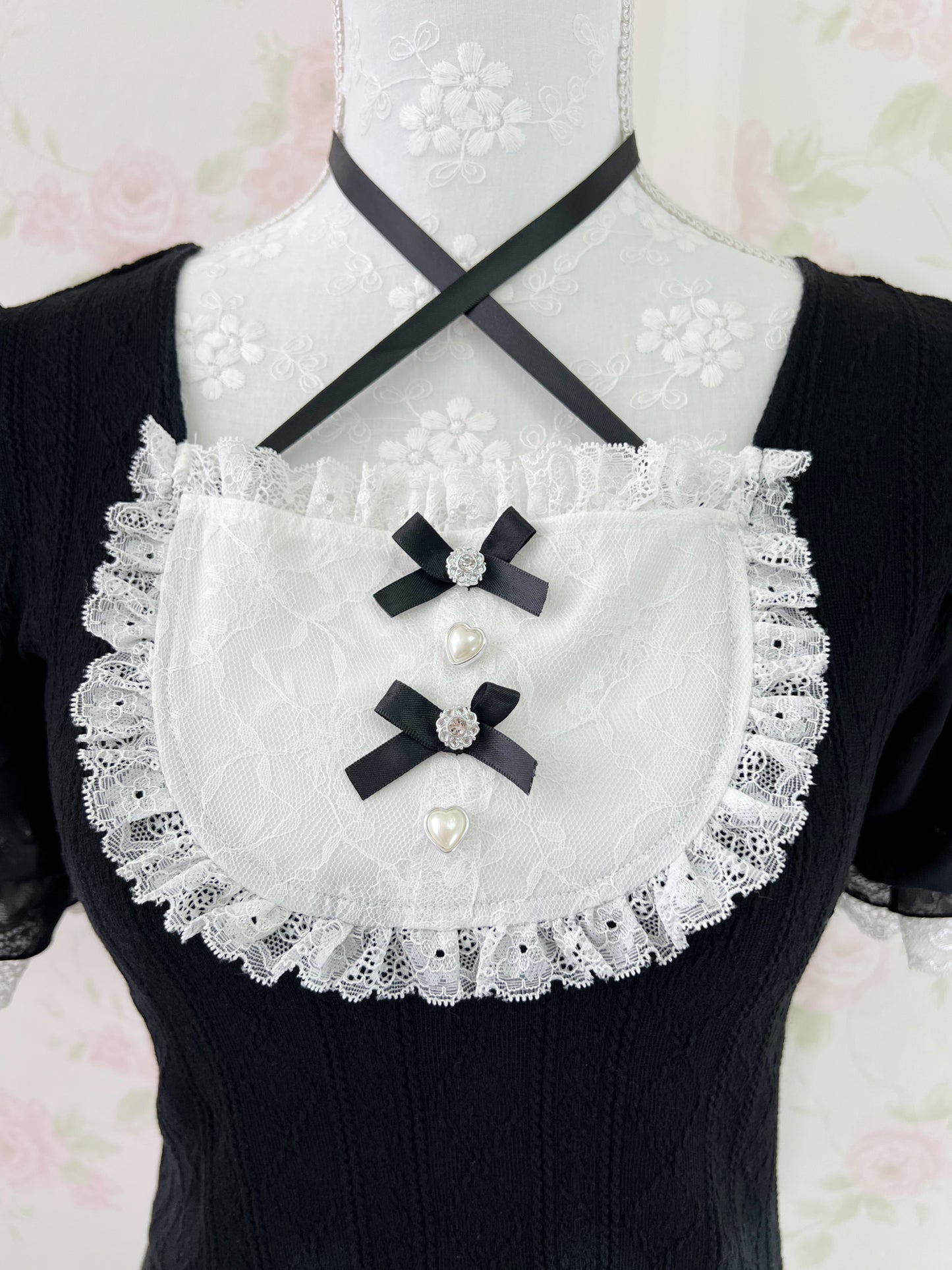 NOEMIE Halter Neck Laced Up Back Top (Black)