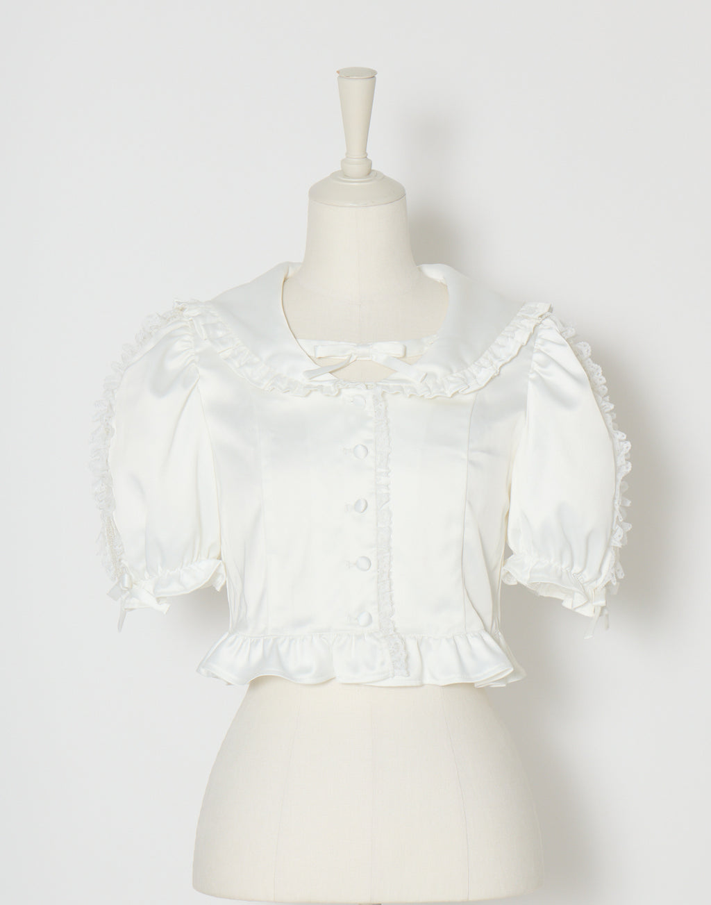 (Pre-order) mellfy memory Lace sleeves sweet satin blouse