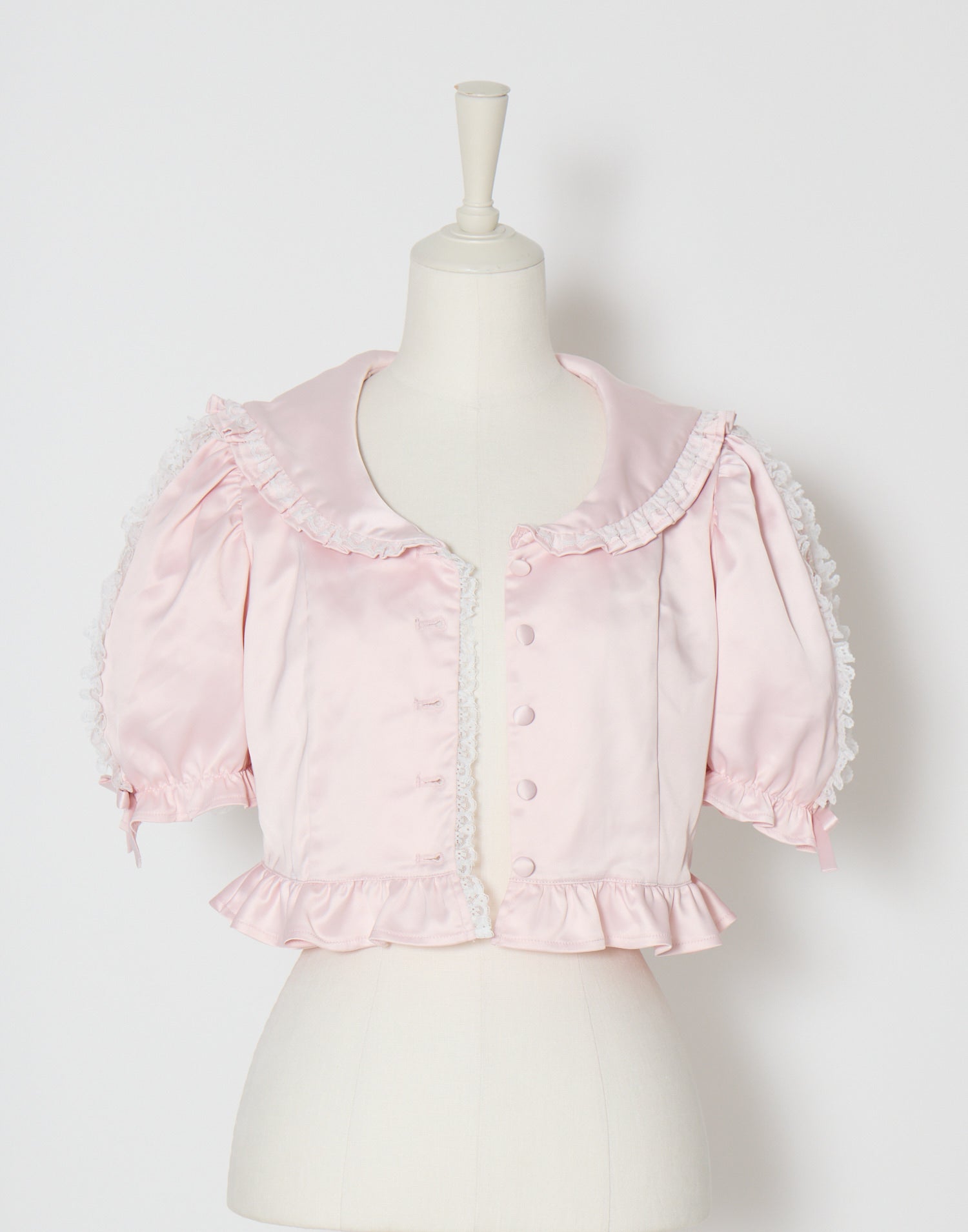 (Pre-order) mellfy memory Lace sleeves sweet satin blouse