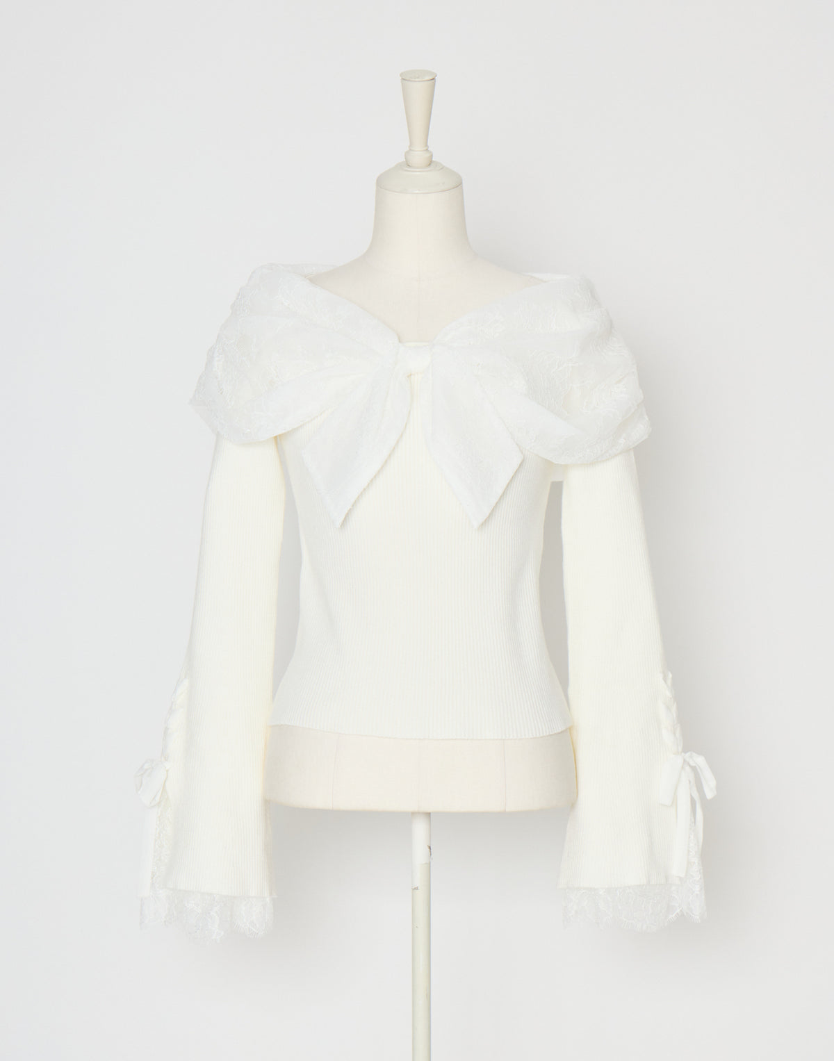 mellfy memory Melty race flare sleeve cape knit