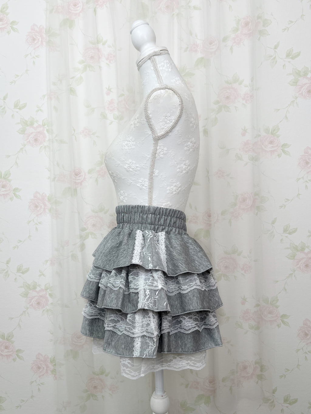 Lace Hem Sweat Layered Skirt (Gray)