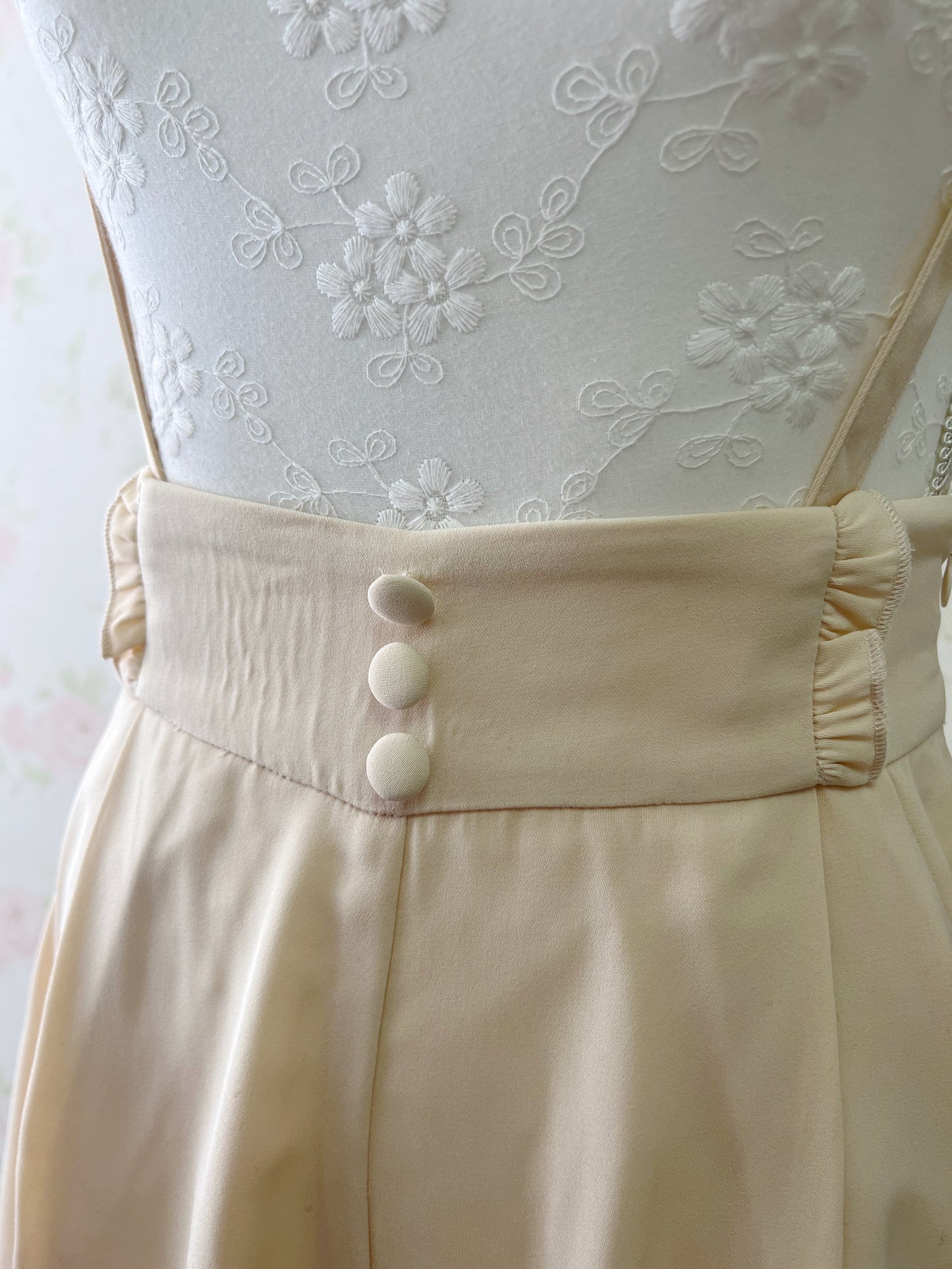 Honey Cinnamon Suspender Ruffled Hem Shorts