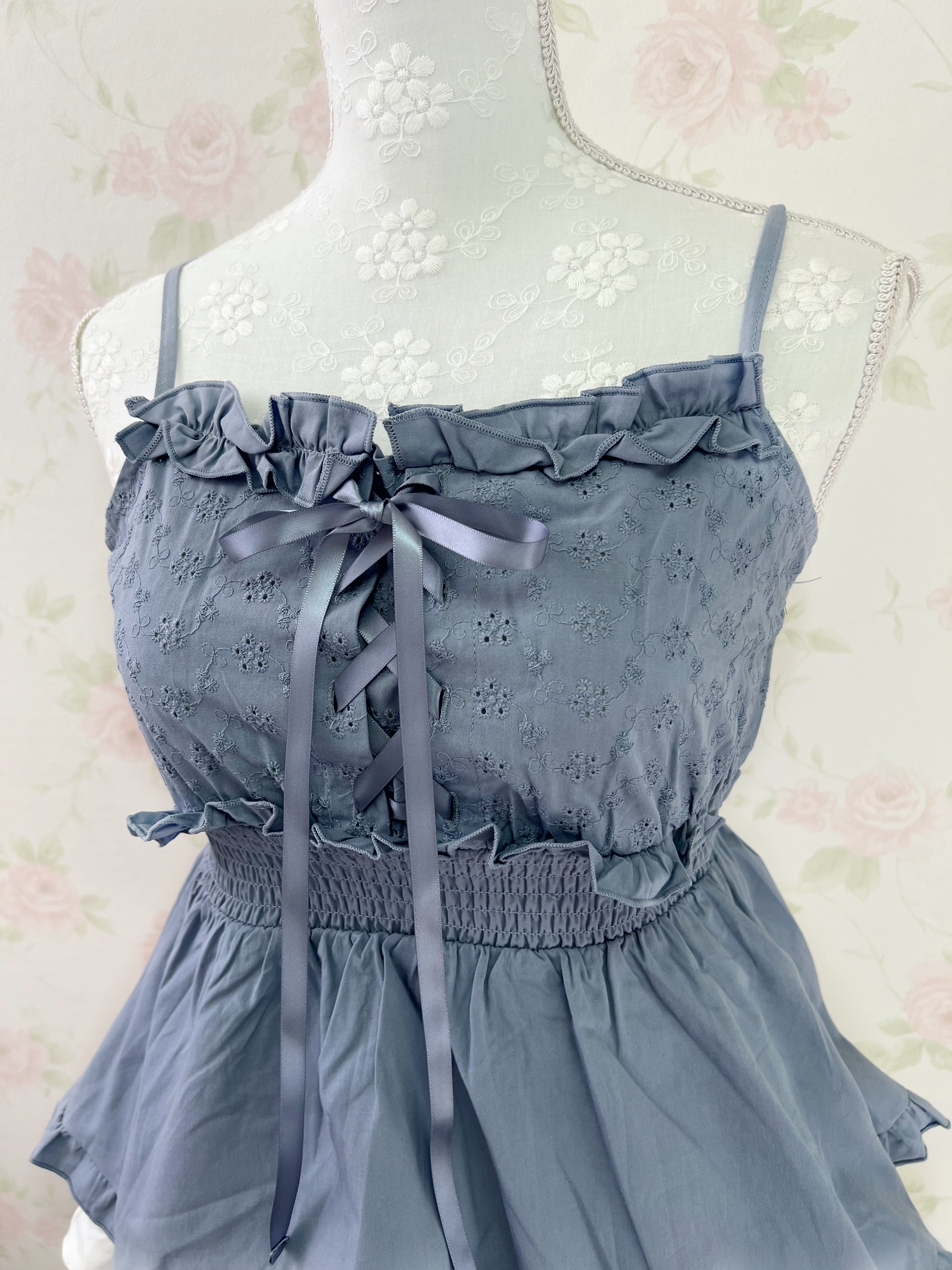 Cotton Floral Embroidery Camisole (Blue)