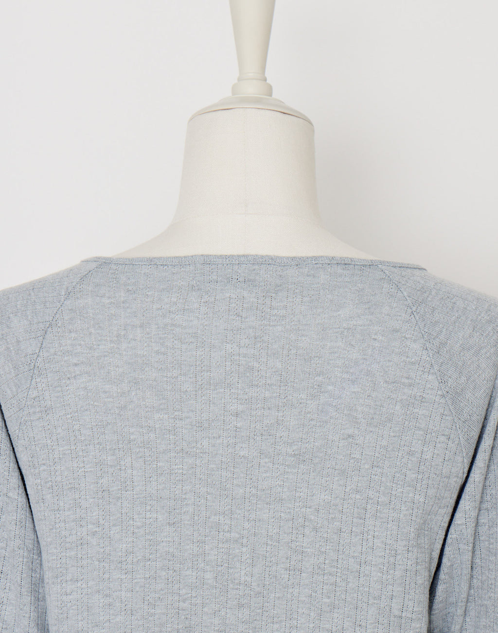 Lolime shoulder button eyelet top