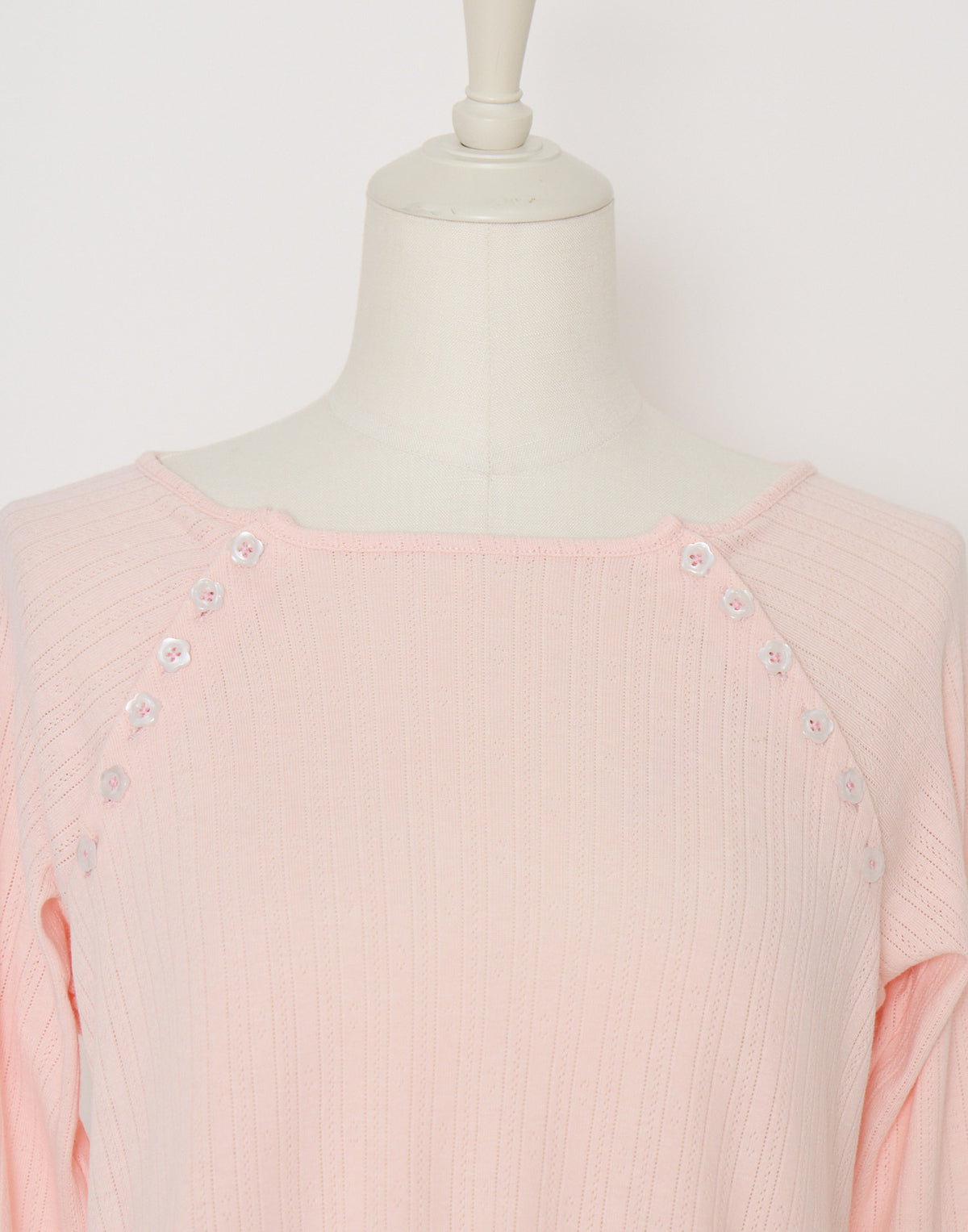 Lolime shoulder button eyelet top