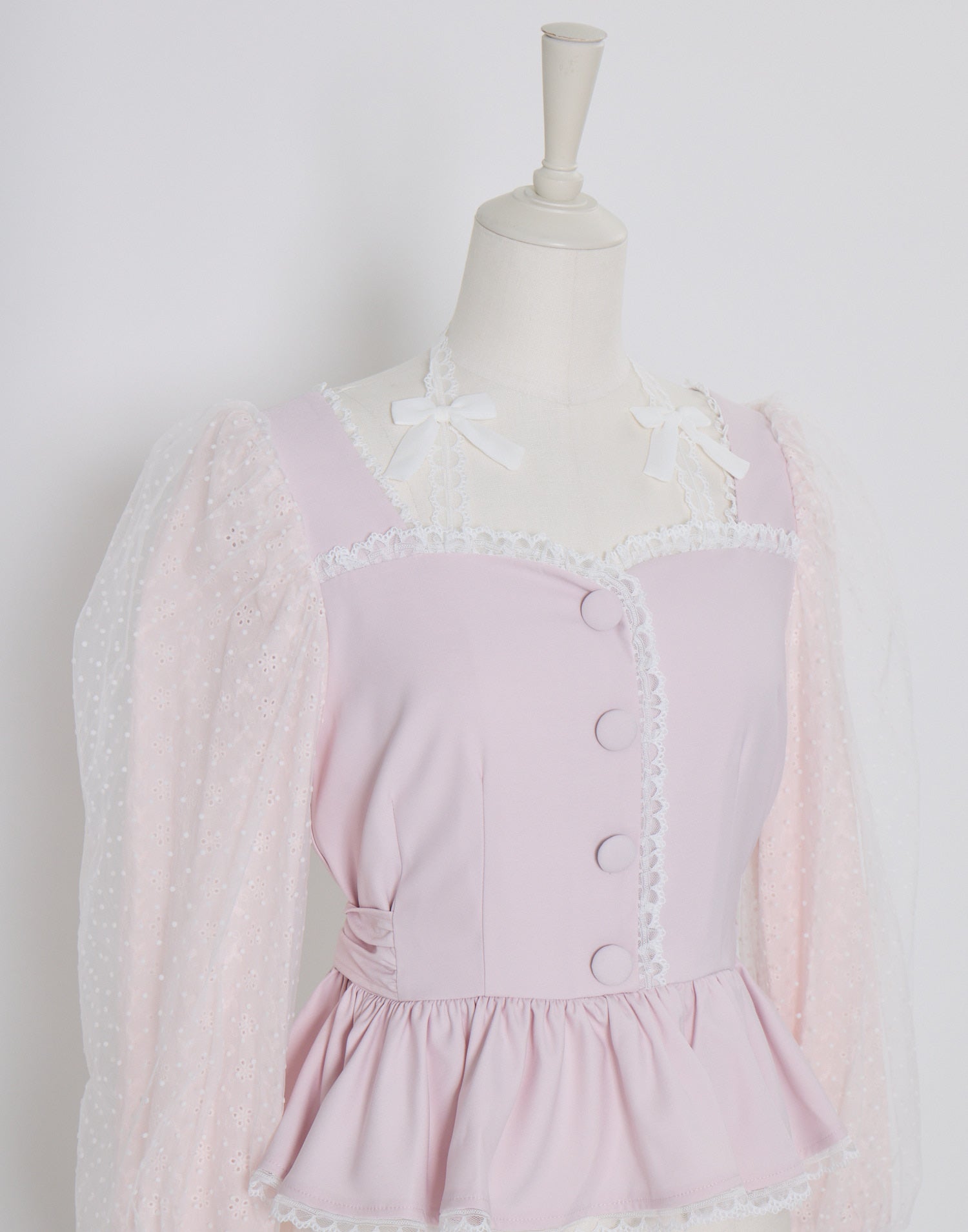 mellfy memory Sugar Lace Puff peplum Blouse