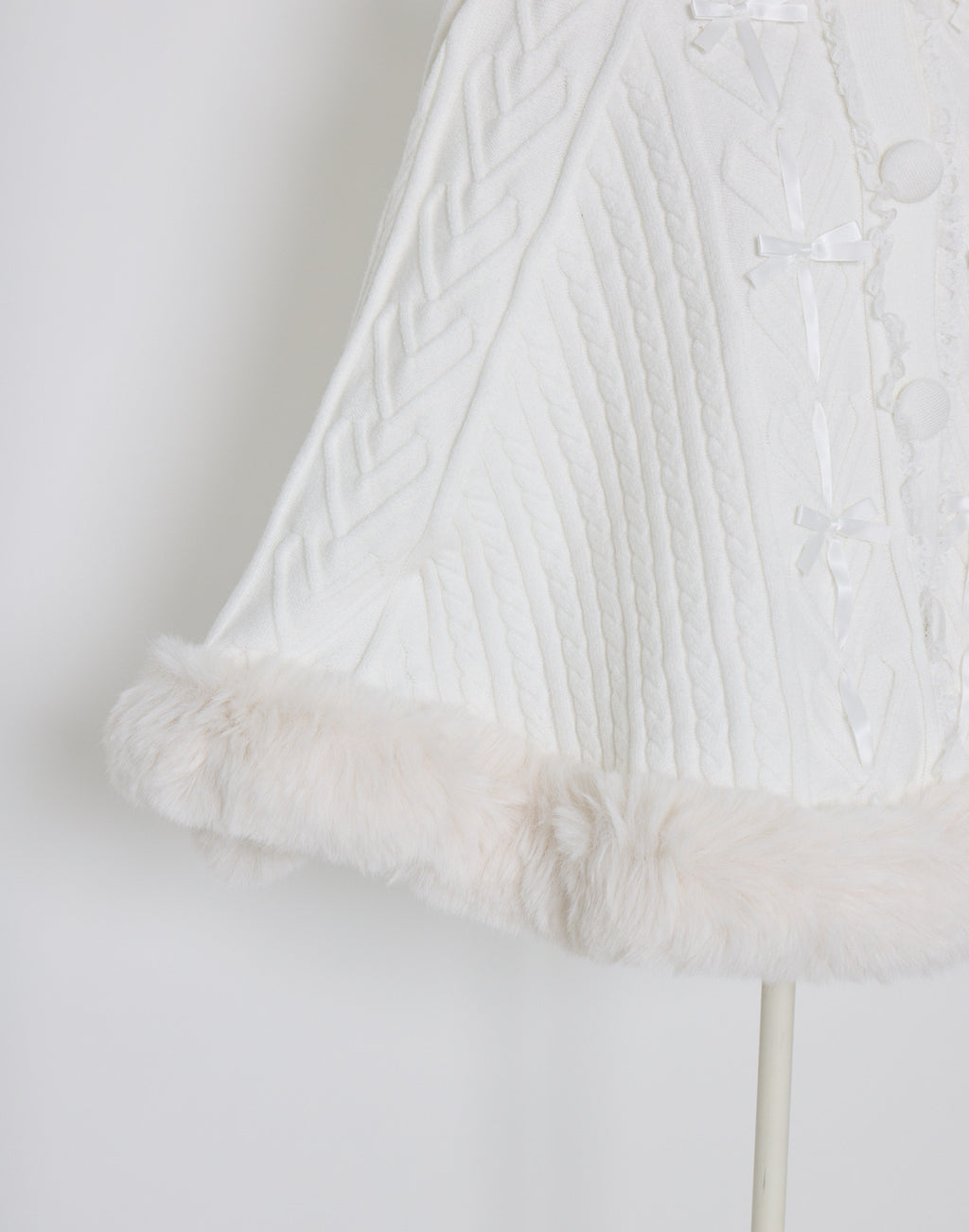 mellfy memory Fluffy Meringue Ribbon Poncho