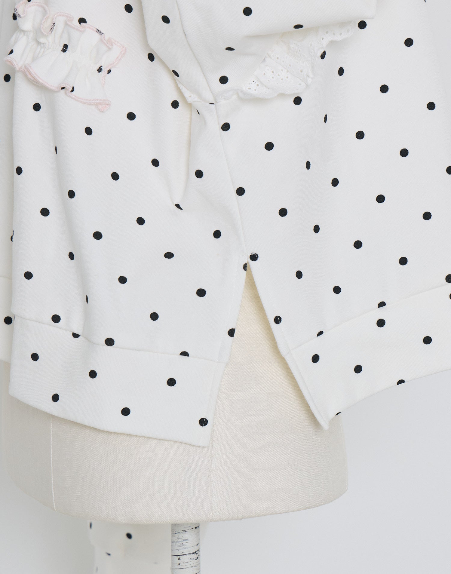 Lolime fancy dot sweatshirt