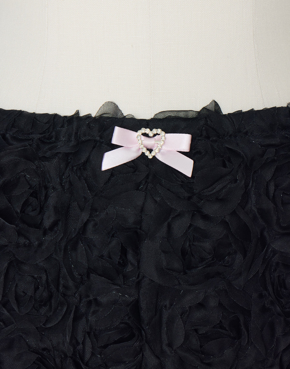 AVENCHUMU Rose short pants