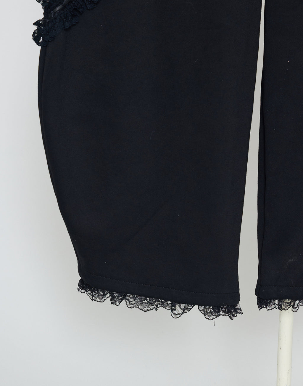AVENCHUMU Lace hearts garter sweat pants