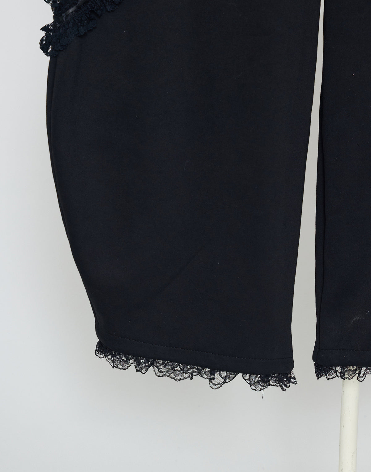 AVENCHUMU Lace hearts garter sweat pants