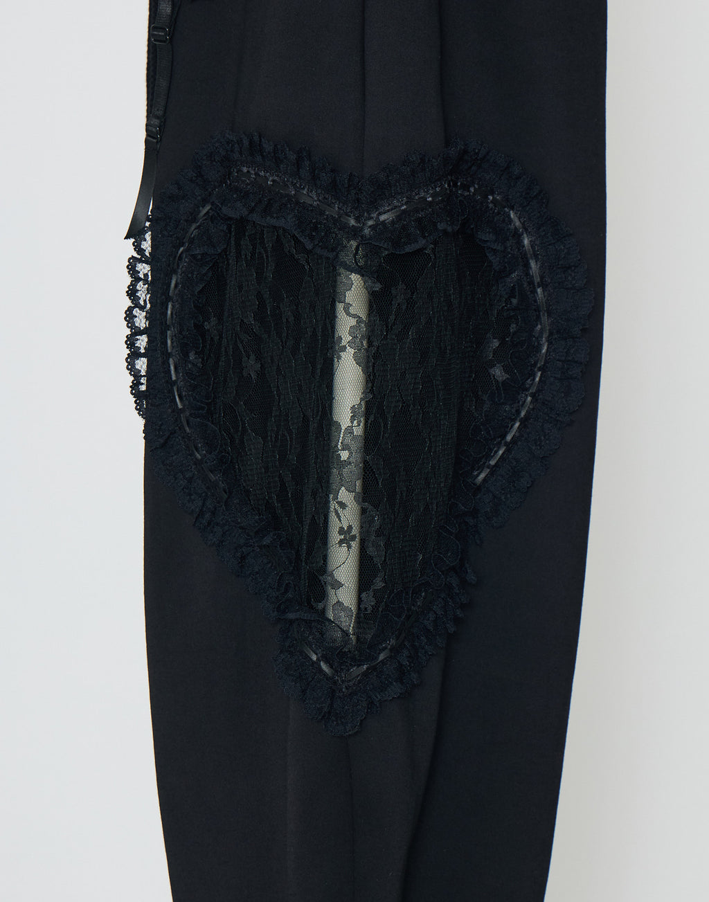 AVENCHUMU Lace hearts garter sweat pants