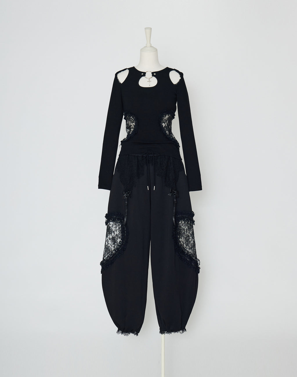 AVENCHUMU Lace hearts garter sweat pants