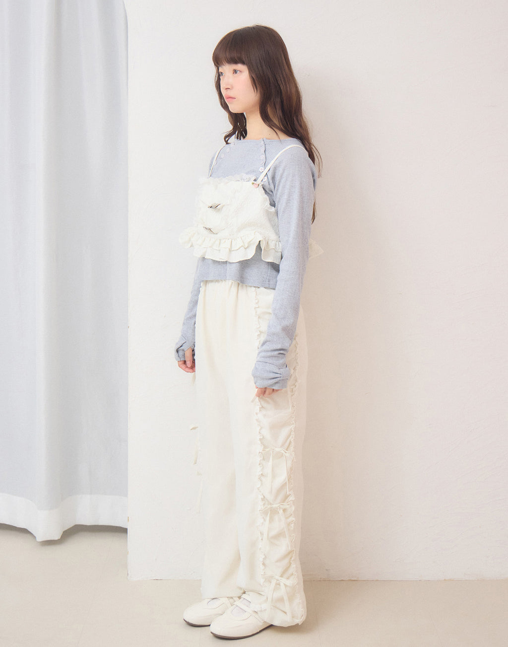 Lolime shoulder button eyelet top