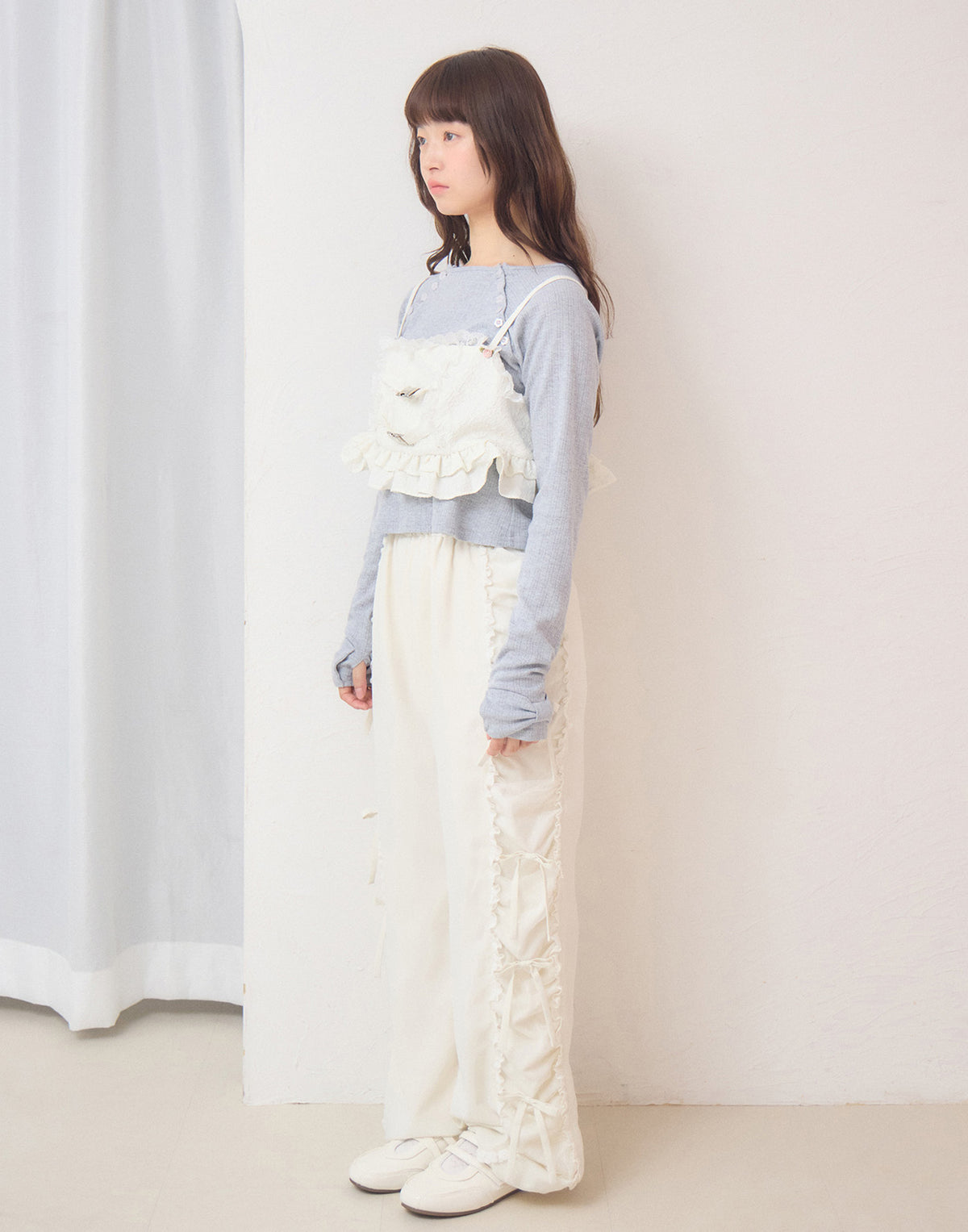 Lolime shoulder button eyelet top