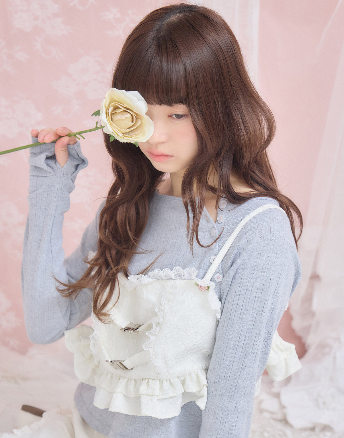Lolime shoulder button eyelet top