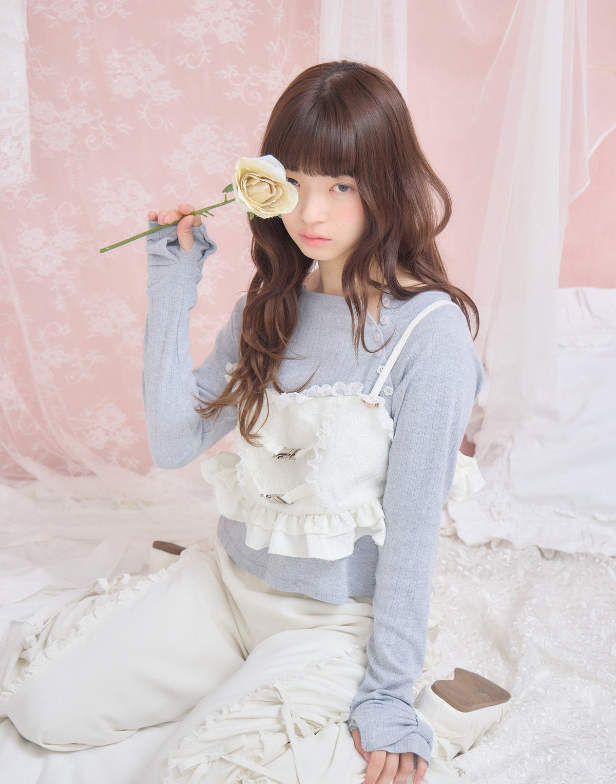 Lolime shoulder button eyelet top