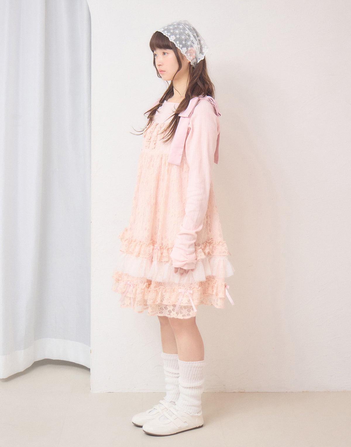 Lolime shoulder button eyelet top