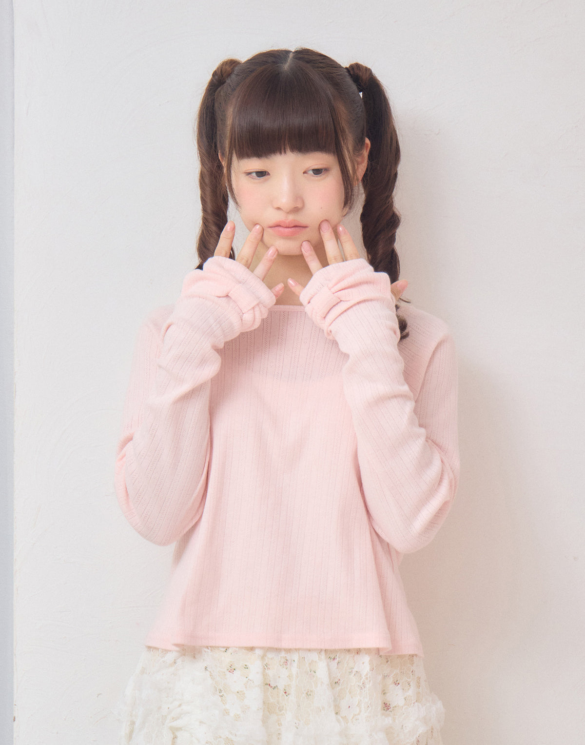 Lolime shoulder button eyelet top