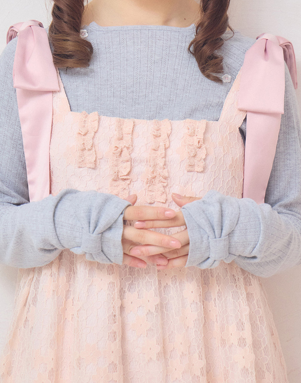 Lolime shoulder button eyelet top