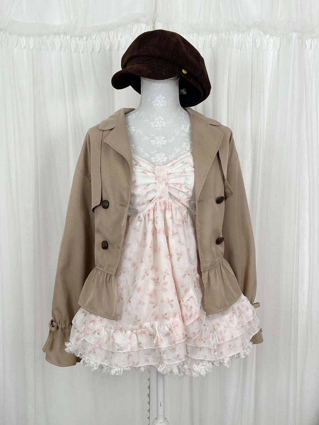 axes femme Short Trench Coat