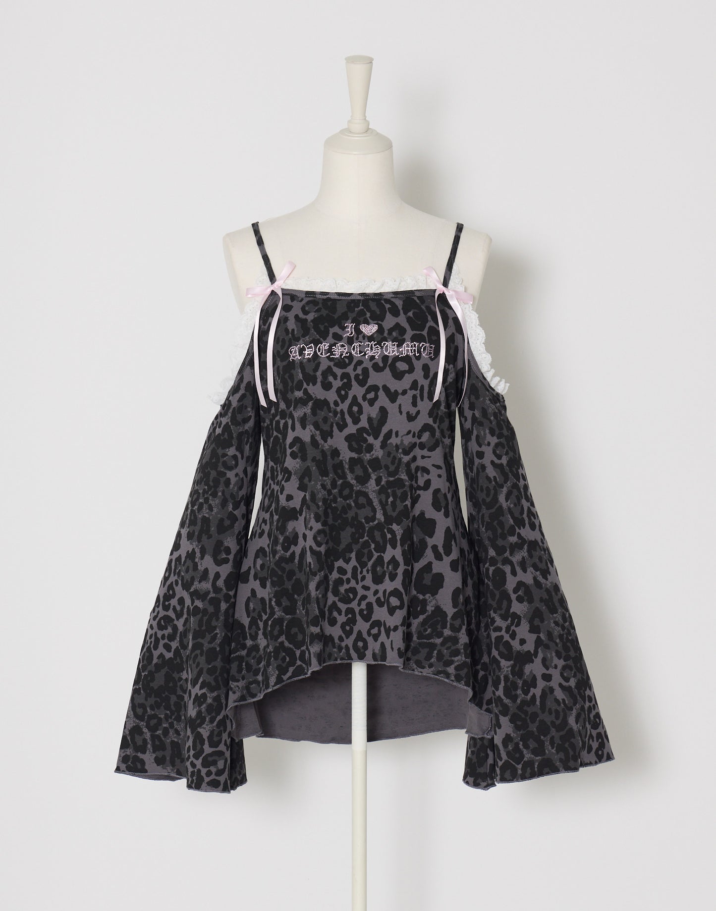 AVENCHUMU Leopard print open shoulder tops