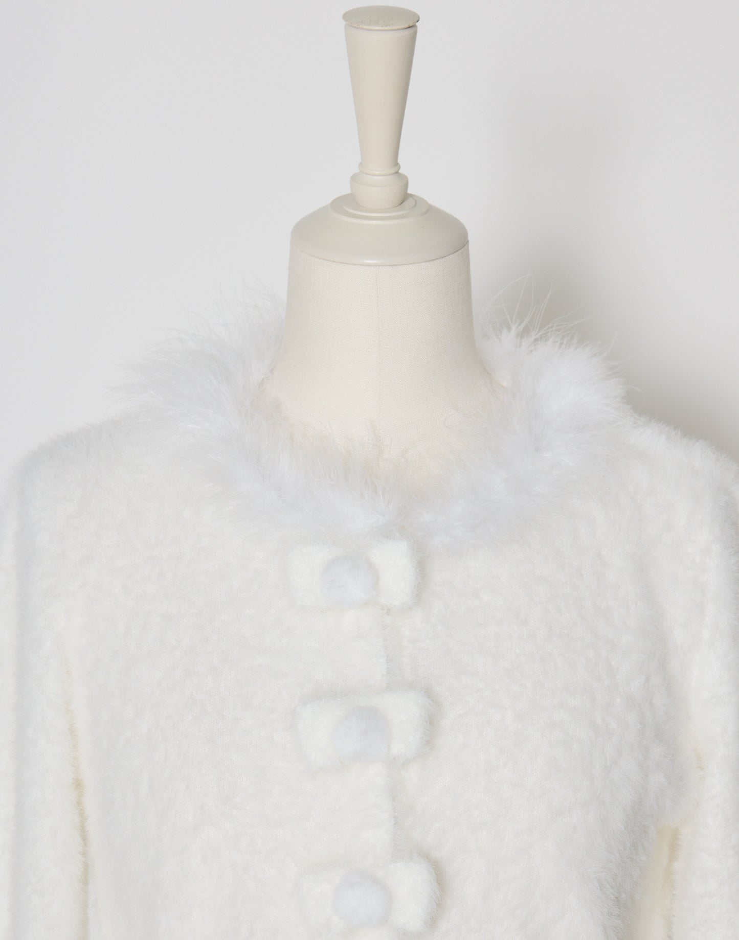 mellfy memory Fluffy pom-pom ribbon knit cardigan