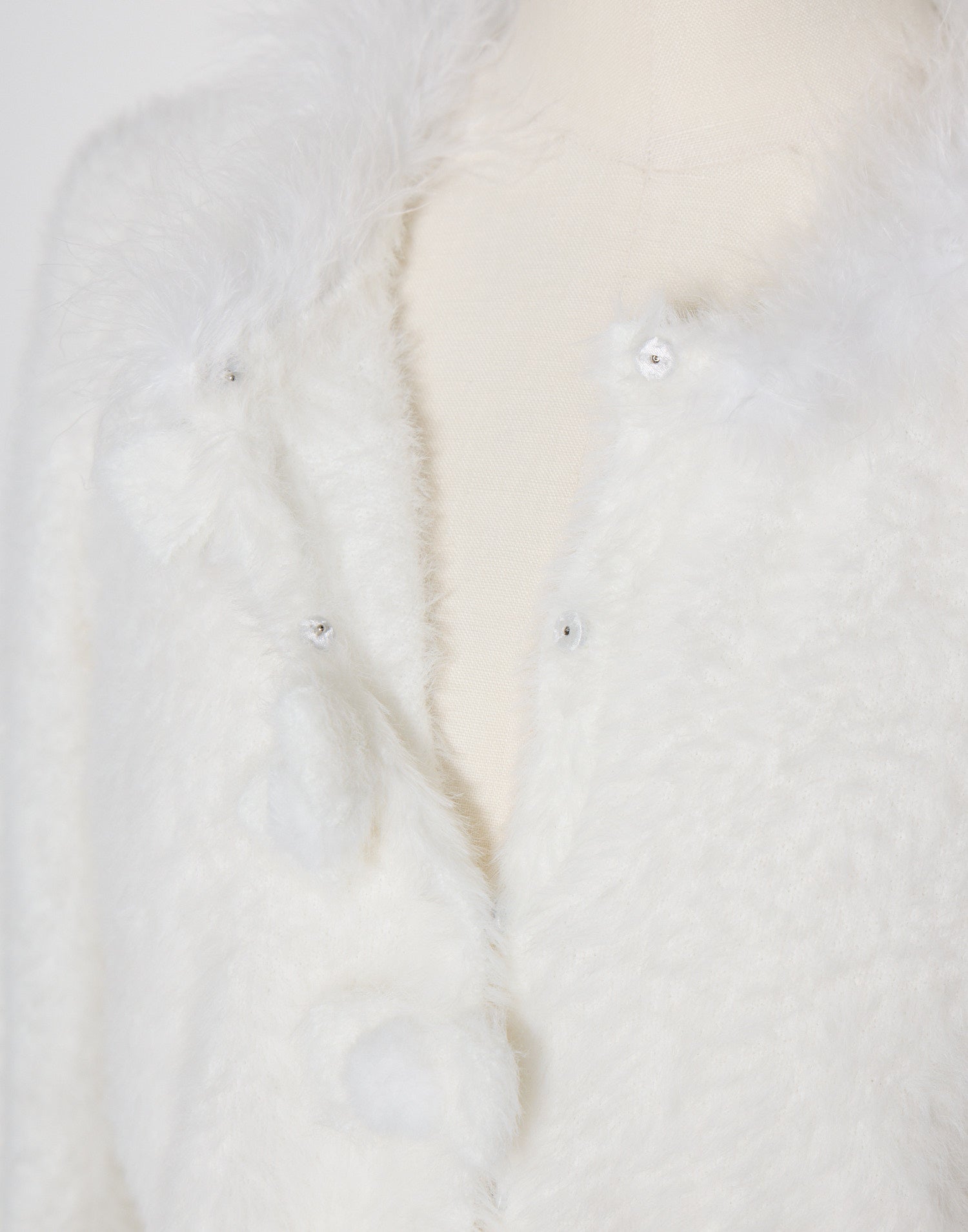 mellfy memory Fluffy pom-pom ribbon knit cardigan
